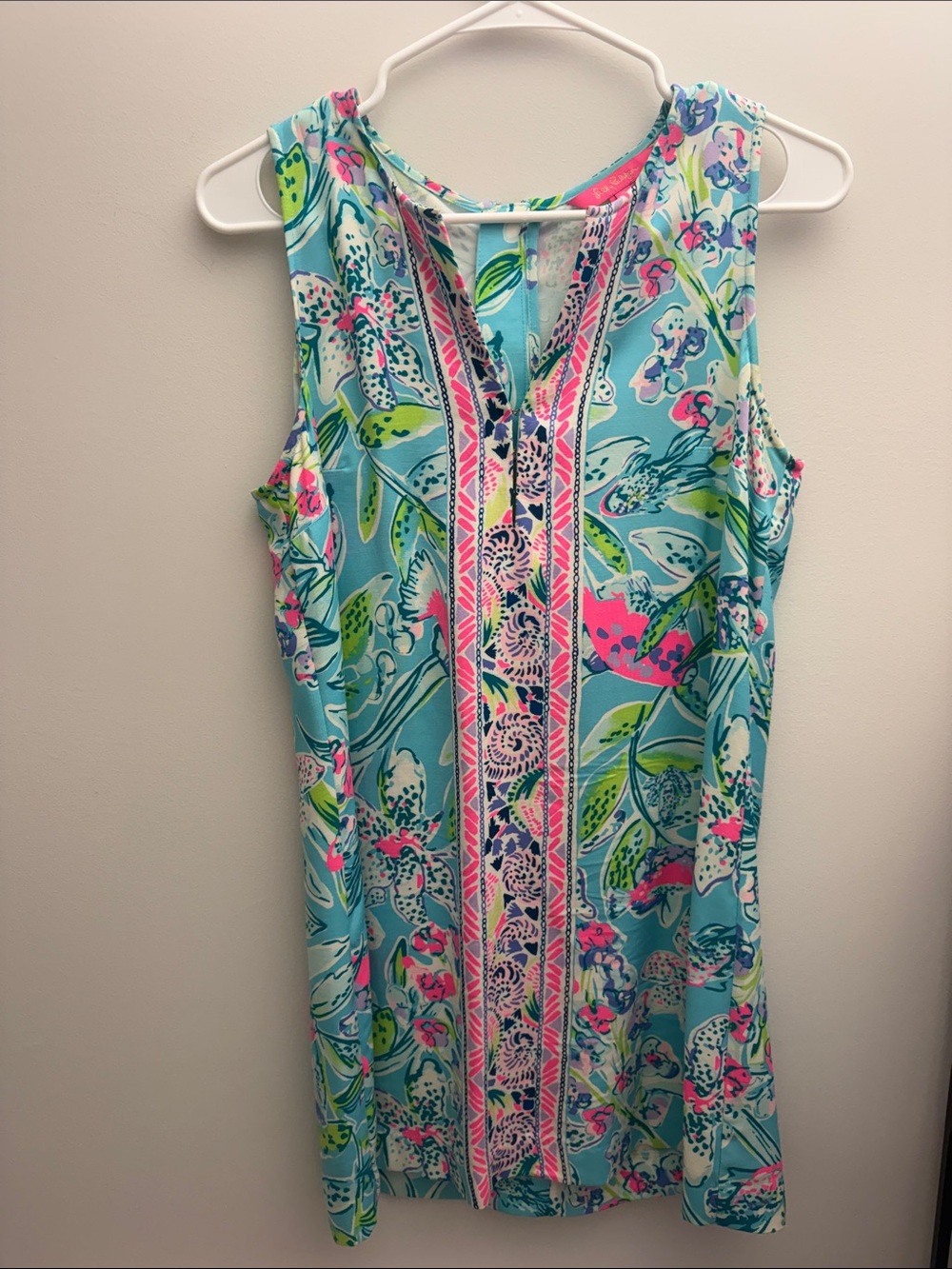 Lilly Pulitzer Kelby Stretch Shift Dress in "Bali Blue Sway This Way" print